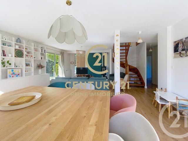 Maison 6 pièces 148 m²