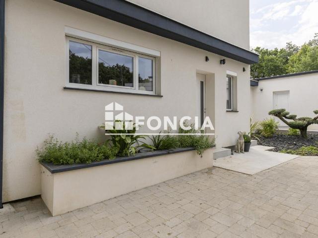 Maison 6 pièces 204 m²