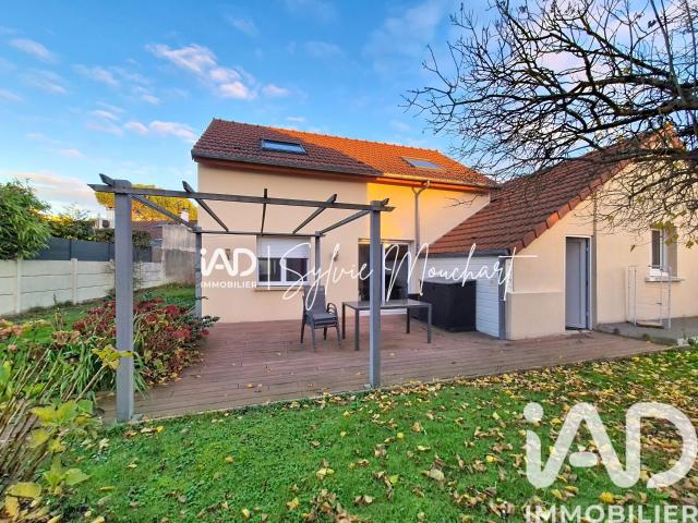 Maison 6 pièces 140 m²