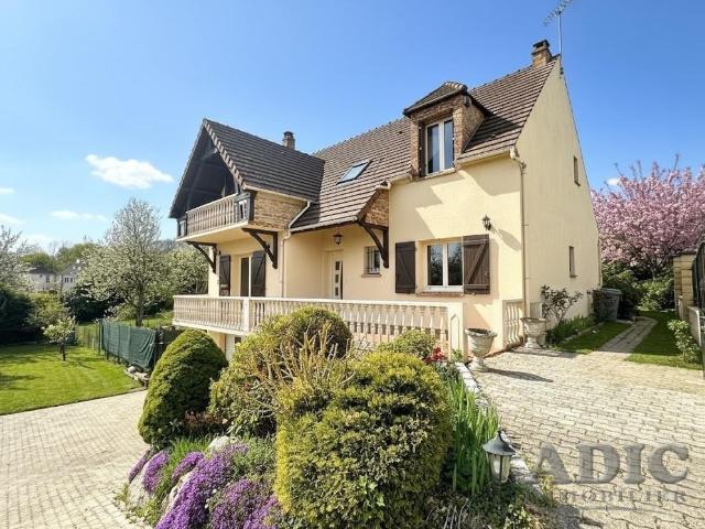 Maison 6 pièces 140 m²