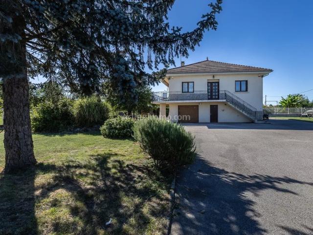 Maison 6 pièces 140 m²