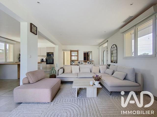Maison 6 pièces 140 m²