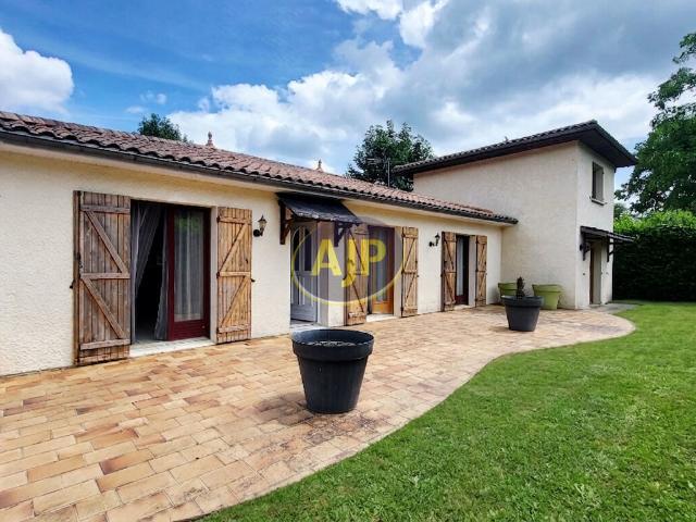 Maison 6 pièces 140 m²