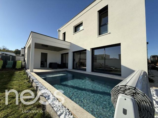 Maison 6 pièces 140 m²