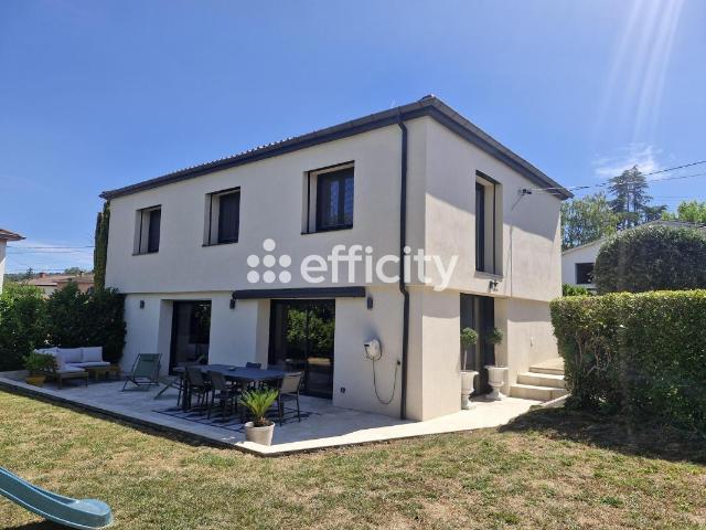 Maison 6 pièces 140 m²