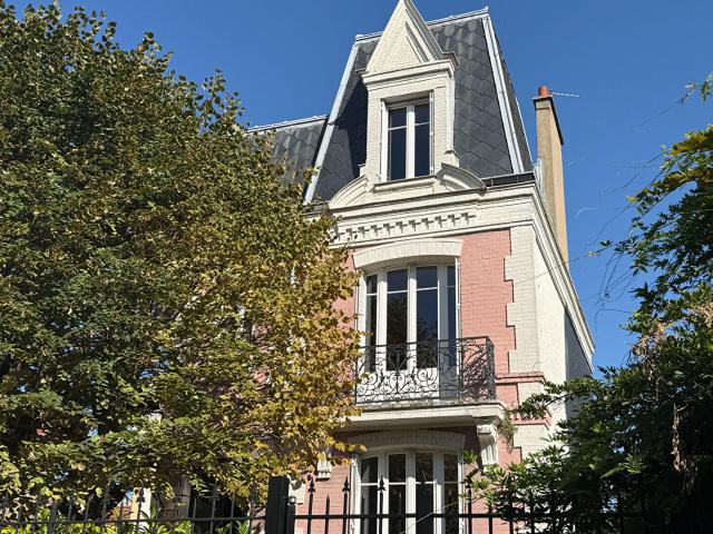 Maison 6 pièces 140 m²