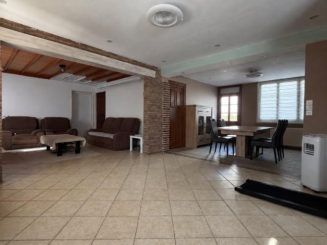 Maison 6 pièces 140 m²