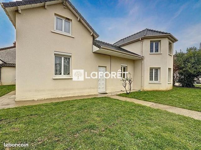 Maison 6 pièces 140 m²