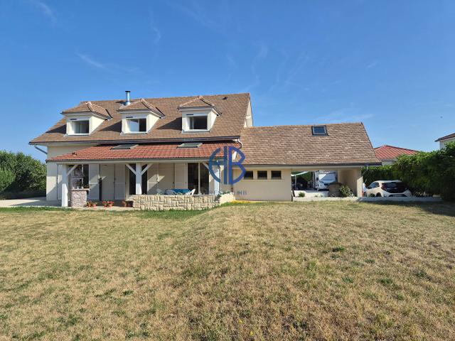 Maison 7 pièces 140 m²