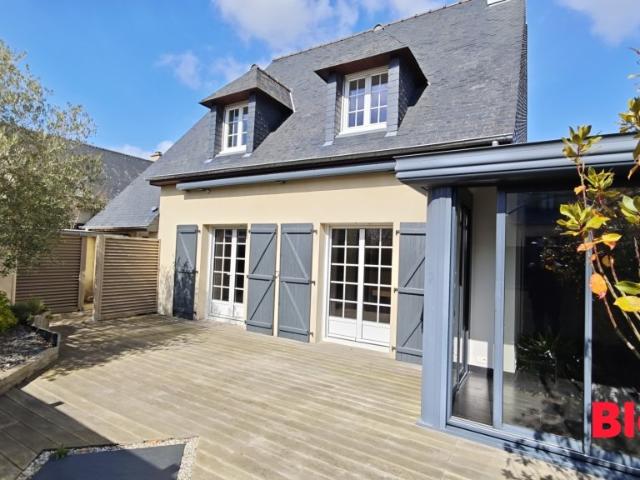 Maison 6 pièces 140 m²