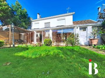 Maison 6 pièces 140 m²