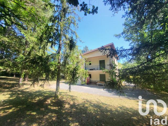 Maison 6 pièces 140 m²