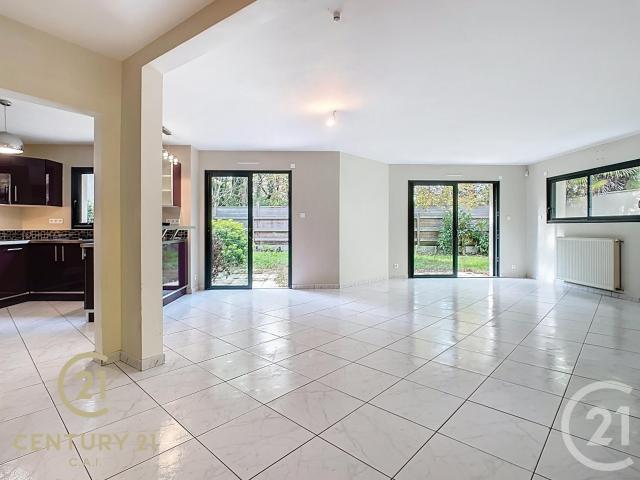 Maison 6 pièces 140 m²