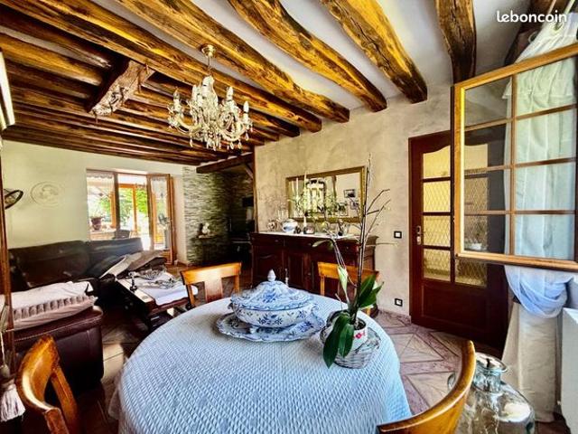Maison 6 pièces 140 m²