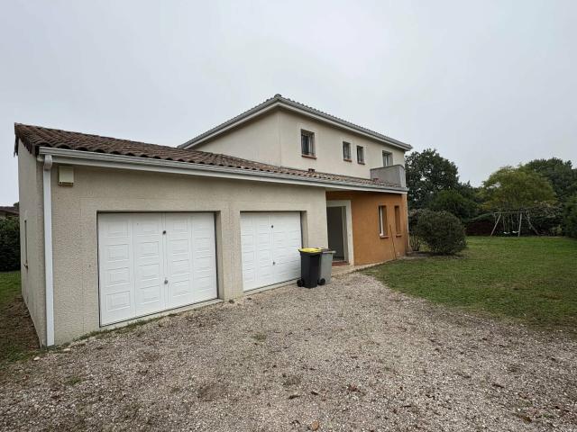 Maison 6 pièces 140 m²