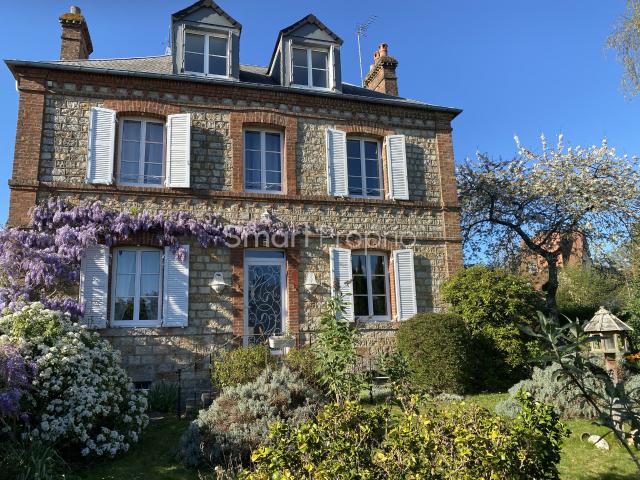Maison 6 pièces 140 m²