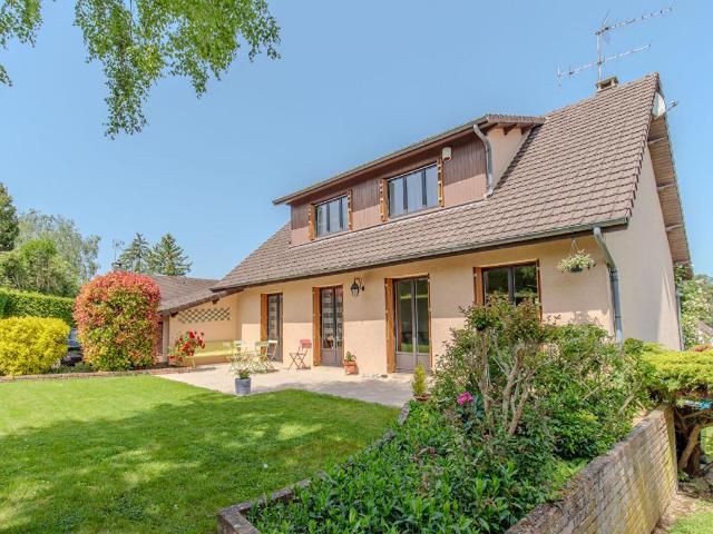 Maison 6 pièces 140 m²