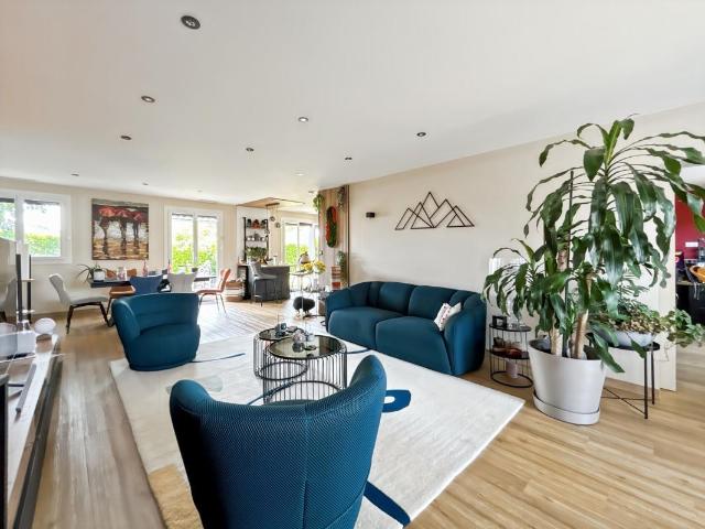 Maison 6 pièces 140 m²