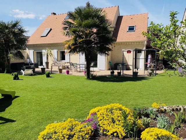 Maison 6 pièces 140 m²