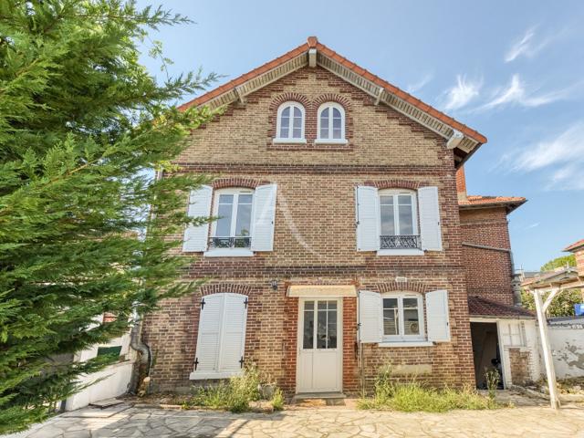 Maison 6 pièces 140 m²