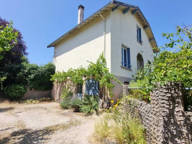 Maison 6 pièces 140 m²