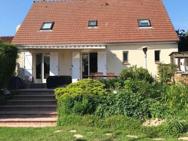 Maison 6 pièces 140 m²