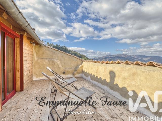 Maison 6 pièces 140 m²