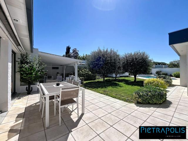 Maison 6 pièces 140 m²