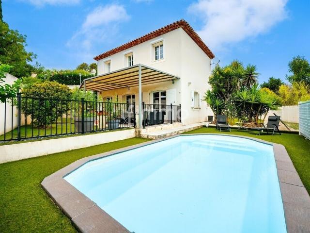 Maison 6 pièces 140 m²