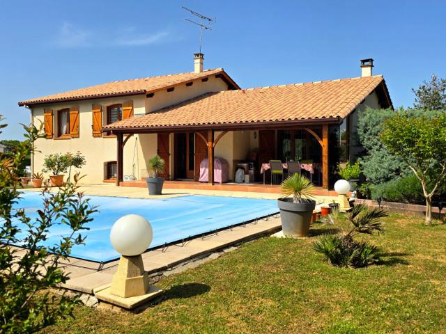 Maison 6 pièces 140 m²