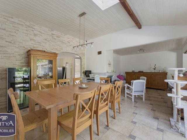 Maison 6 pièces 140 m²