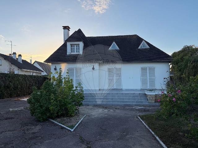 Maison 6 pièces 140 m²