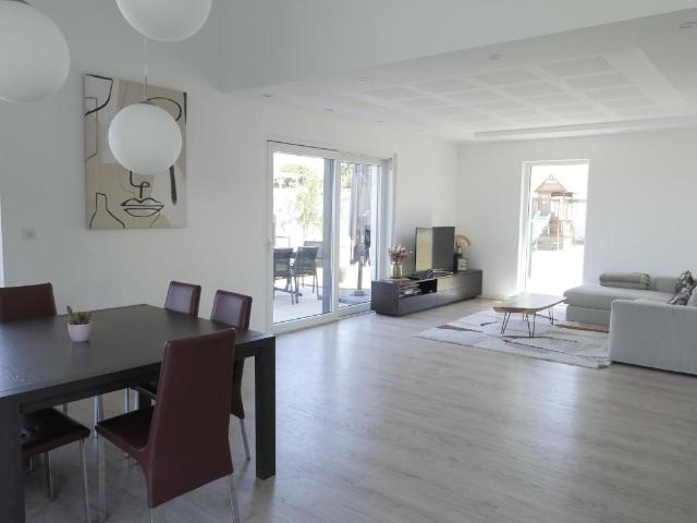 Maison 6 pièces 140 m²