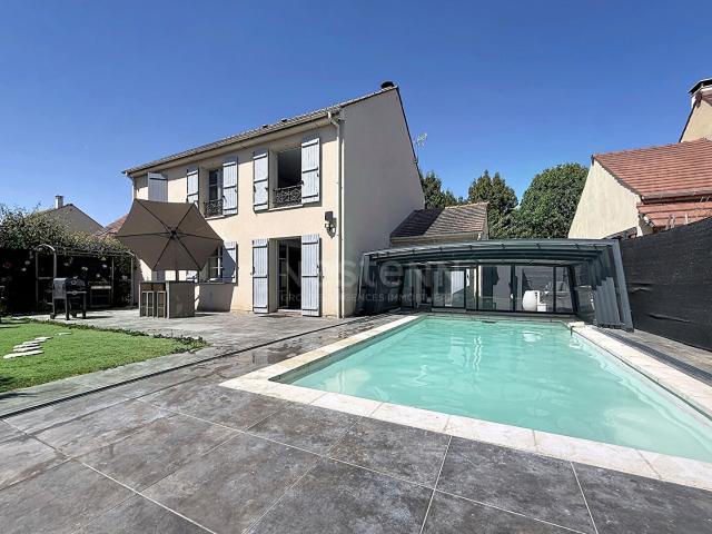 Maison 6 pièces 140 m²