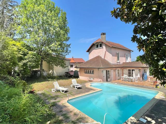 Maison 6 pièces 140 m²