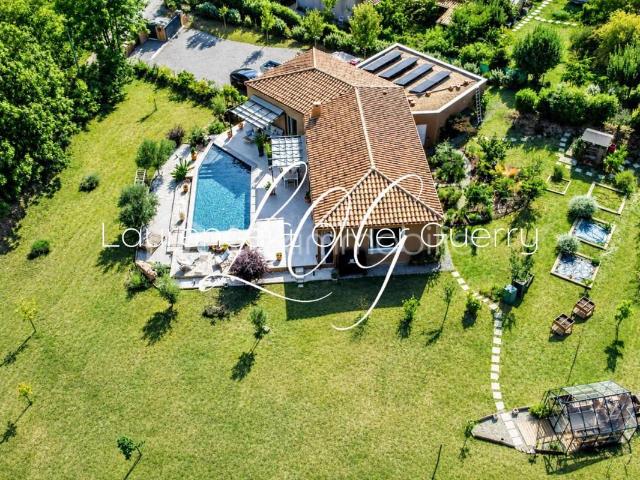Maison 6 pièces 140 m²