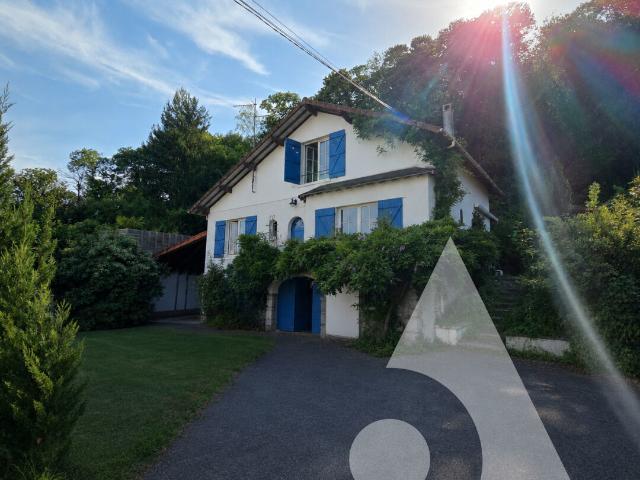 Maison 6 pièces 140 m²