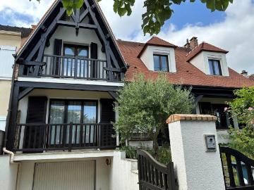 Maison 6 pièces 140 m²