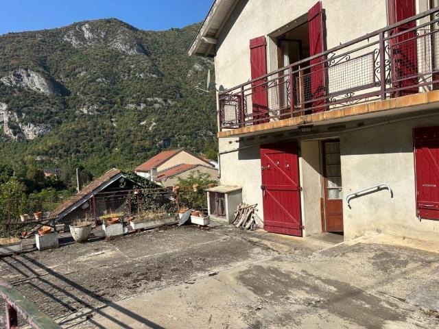 Maison 6 pièces 140 m²