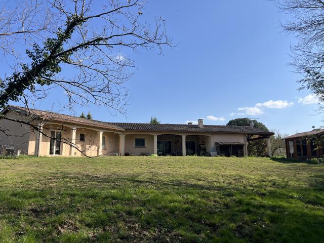 Maison 6 pièces 140 m²