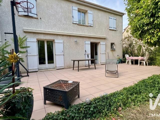 Maison 6 pièces 140 m²
