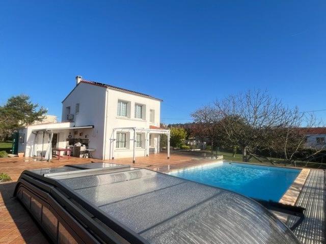 Maison 6 pièces 140 m²