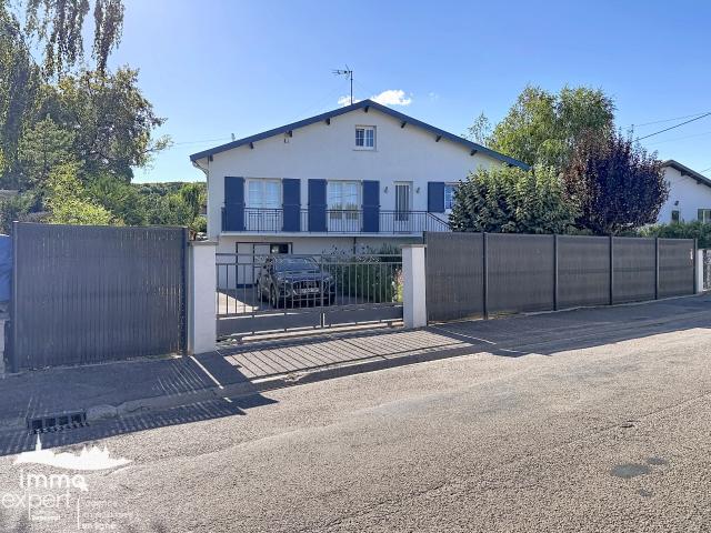 Maison 6 pièces 140 m²