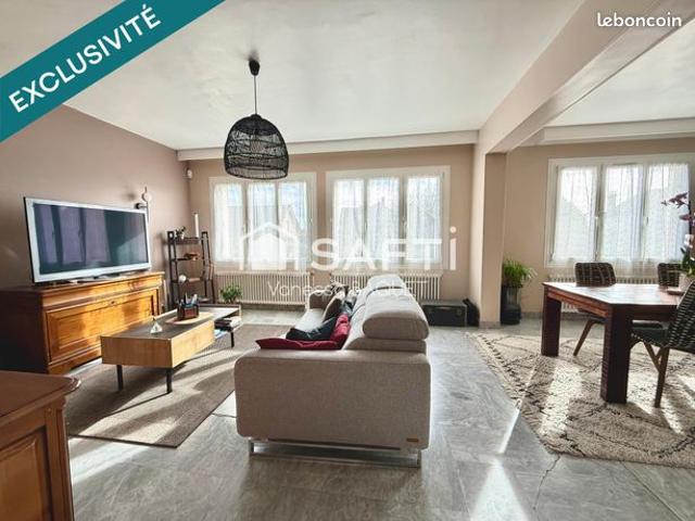 Maison 6 pièces 140 m²
