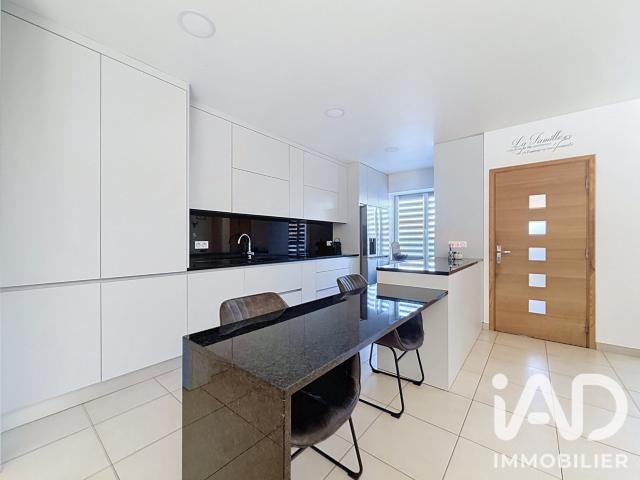 Maison 6 pièces 140 m²