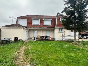 Maison 6 pièces, 140 m² à louer à Le Blanc Mesnil 93150