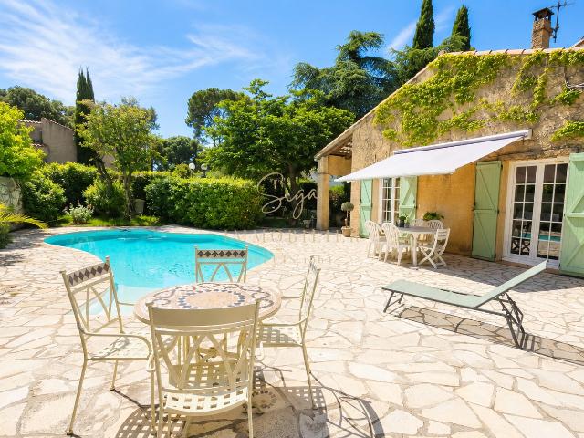 Maison 6 pièces 141 m²