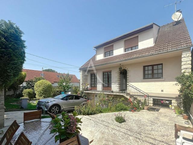 Maison 6 pièces 141 m²