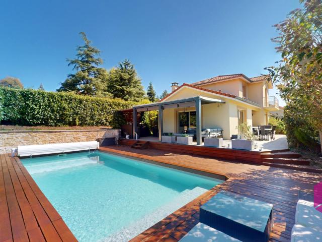 Maison 6 pièces 141 m²
