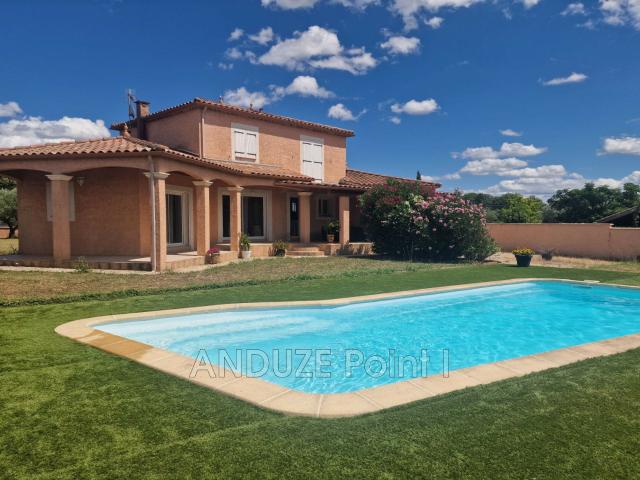 Maison 6 pièces 141 m²